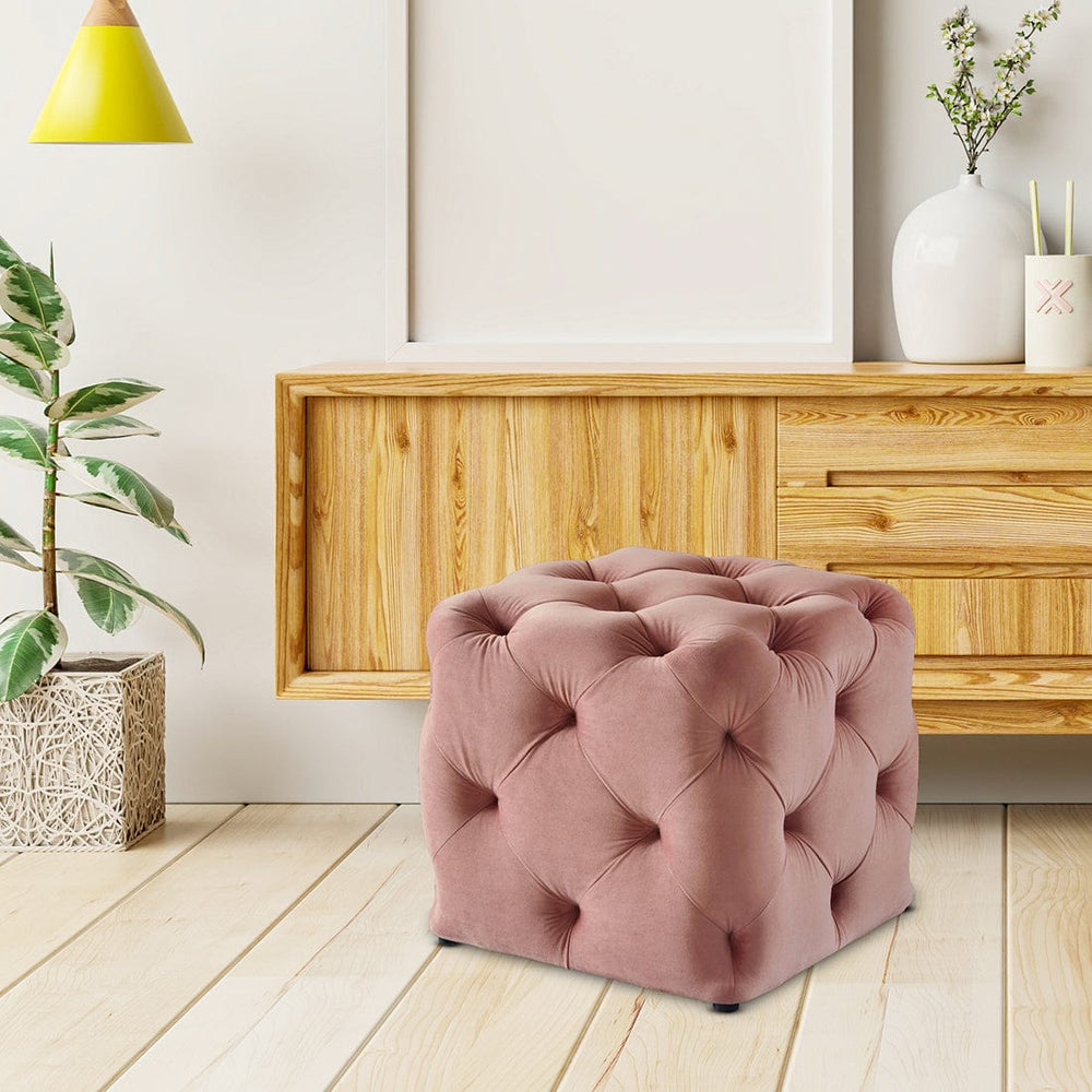 DOE BUCK SQUARE TUFTED VELVET OTTAMAN/POUFEE IN PINK