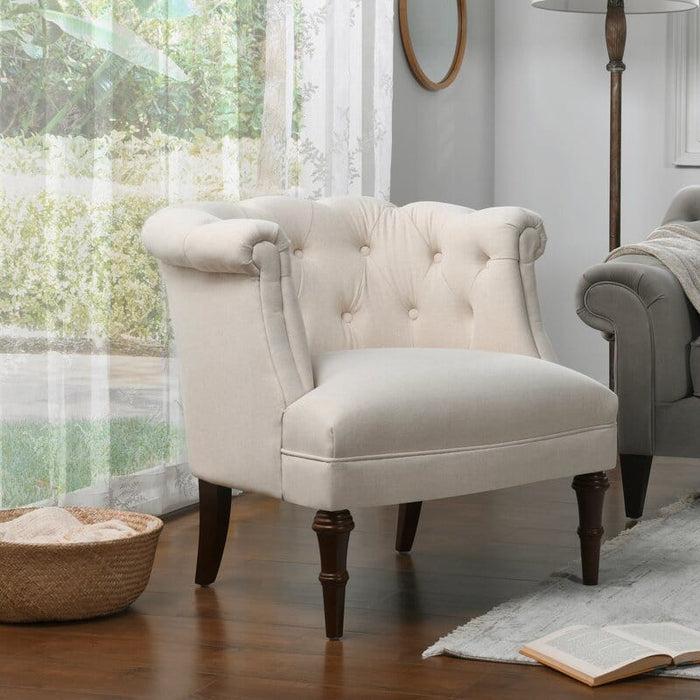 Alanna Wide Tufted Chesterfield Chair