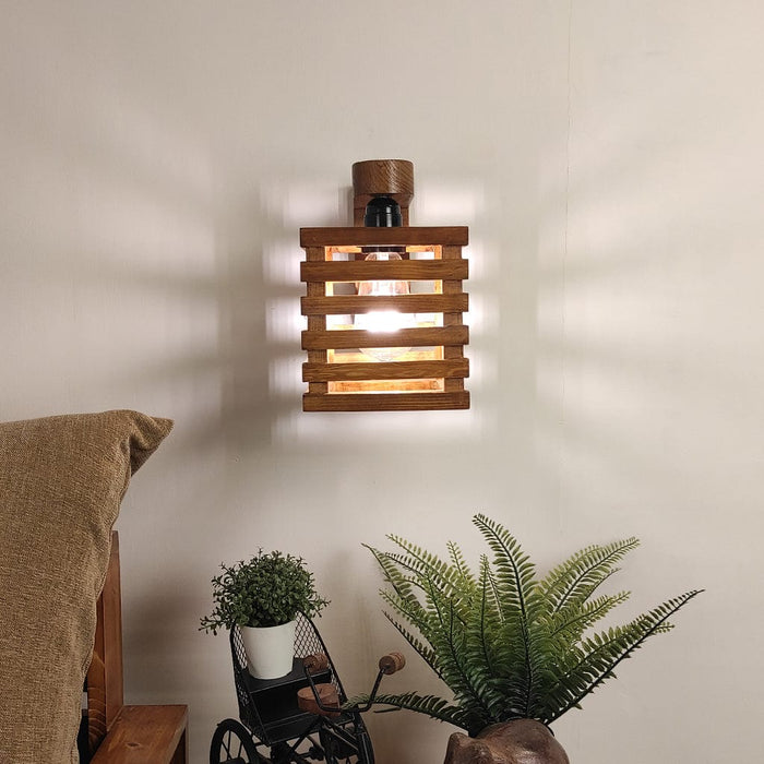 Lyon Brown Wooden Wall Light