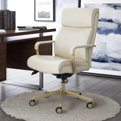 Porus Executive Chair